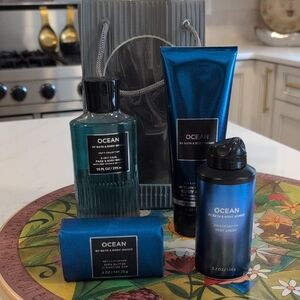 Bath And Body Works Men's Collection Ocean Bundle. NWT